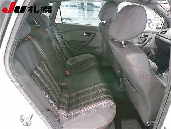 VOLKSWAGEN POLO 2012 Image 7