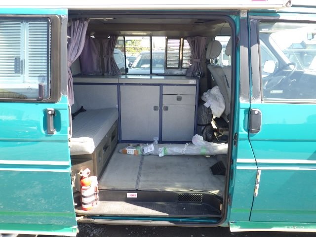 VOLKSWAGEN VANAGON 1993 Image 24