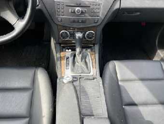 MERCEDES BENZ C CLASS 2010 Image 11