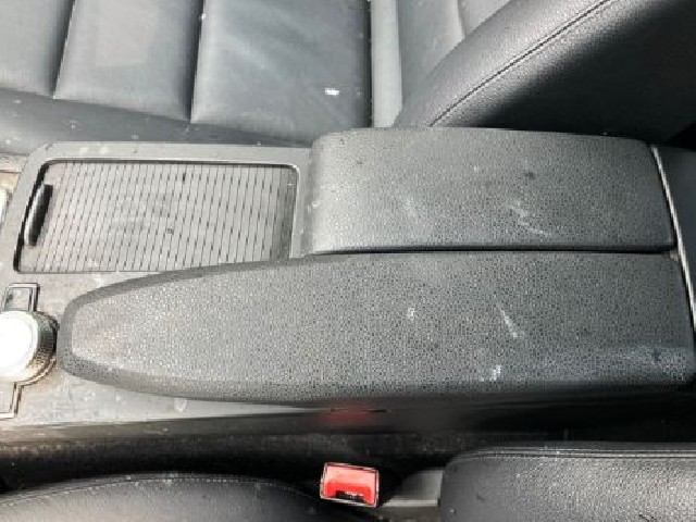 MERCEDES BENZ C CLASS 2010 Image 43