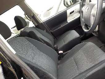 TOYOTA NOAH 2012 Image 10