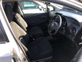 TOYOTA VITZ 2020 Image 5