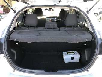 TOYOTA VITZ 2020 Image 7