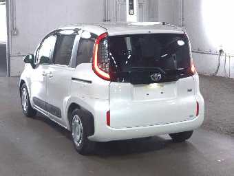 TOYOTA SIENTA 2023 Image 3