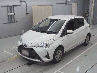 TOYOTA VITZ 2020 Image 1