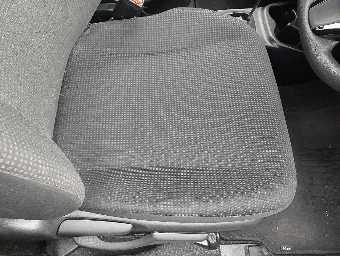 TOYOTA VITZ 2020 Image 8