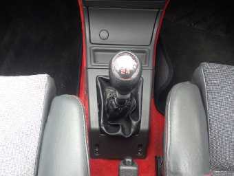 PEUGEOT 205 1991 Image 6