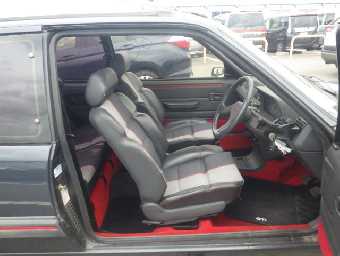 PEUGEOT 205 1991 Image 12