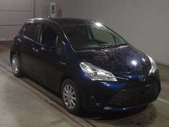 TOYOTA VITZ 2019 Image 3