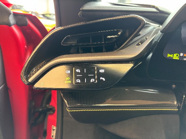 FERRARI SF90 SPIDER 2023 Image 36