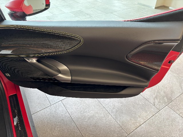 FERRARI SF90 SPIDER 2023 Image 48