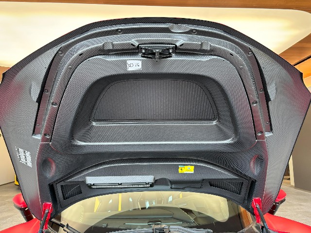 FERRARI SF90 SPIDER 2023 Image 56