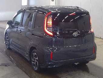 TOYOTA SIENTA 2022 Image 3