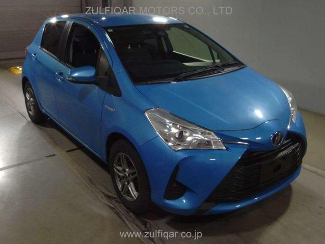 TOYOTA VITZ 2017 Image 3