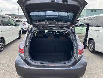 TOYOTA AQUA 2012 Image 7