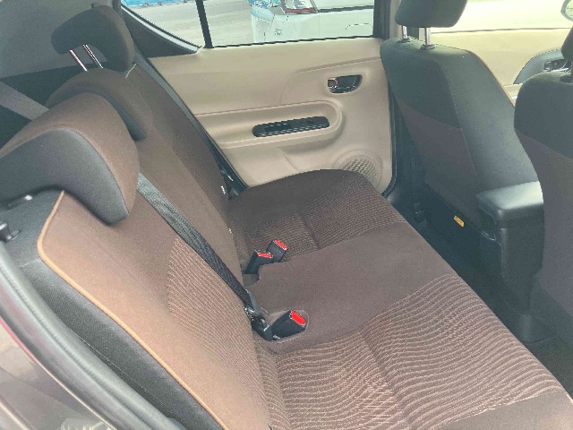 TOYOTA AQUA 2012 Image 21