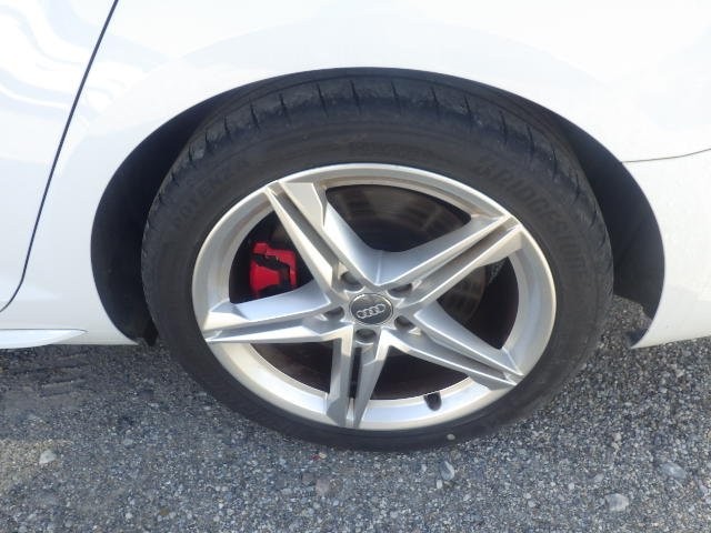 AUDI S4 AVANT 2018 Image 33