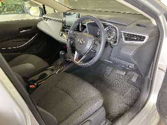 TOYOTA COROLLA TOURING 2020 Image 5