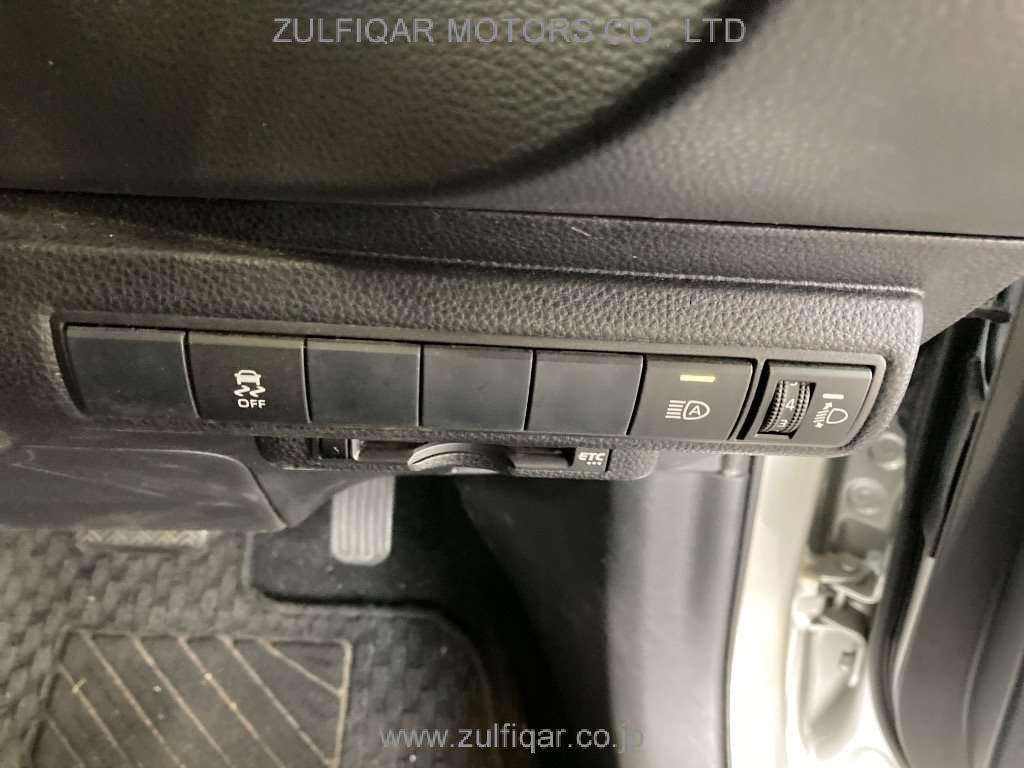 TOYOTA COROLLA TOURING 2020 Image 10