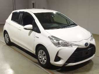 TOYOTA VITZ 2020 Image 3
