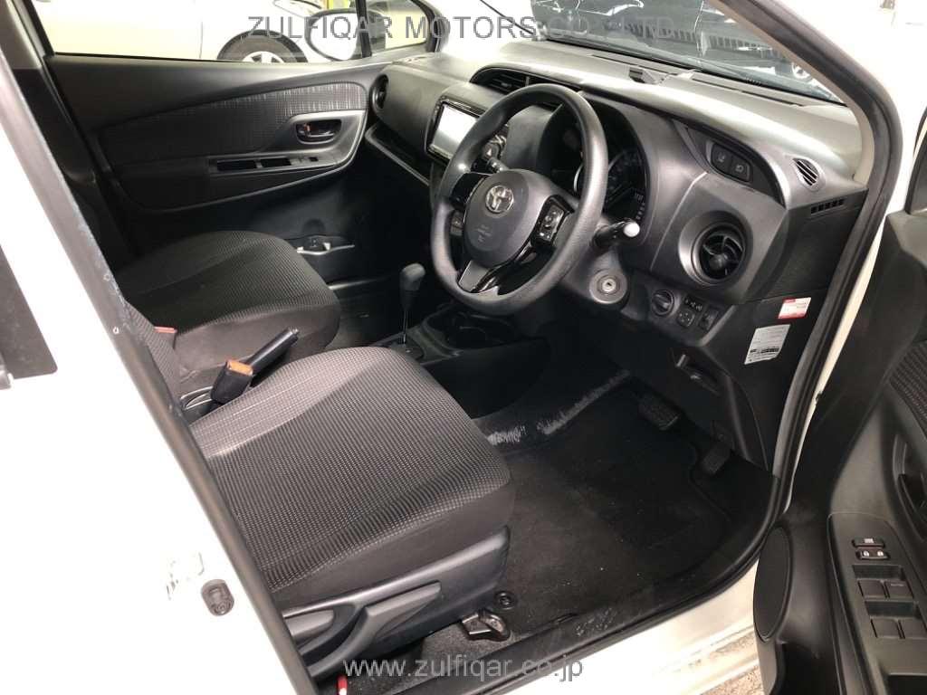 TOYOTA VITZ 2020 Image 5