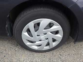 TOYOTA AQUA 2015 Image 5