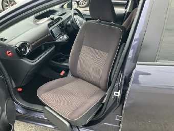 TOYOTA AQUA 2015 Image 17