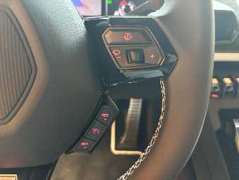 LAMBORGHINI HURACAN 2023 Image 27