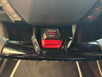 LAMBORGHINI HURACAN 2023 Image 28