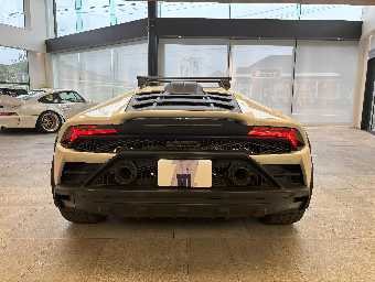 LAMBORGHINI HURACAN 2023 Image 6