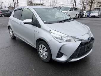 TOYOTA VITZ 2020 Image 1