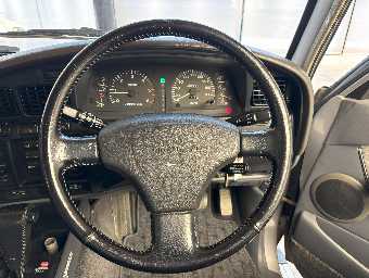 TOYOTA LAND CRUISER 80 1991 Image 32
