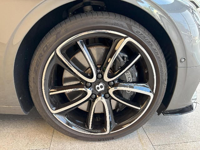 BENTLEY CONTINENTAL 2020 Image 26