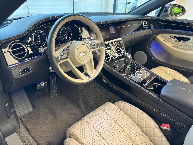 BENTLEY CONTINENTAL 2020 Image 30