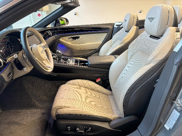 BENTLEY CONTINENTAL 2020 Image 31