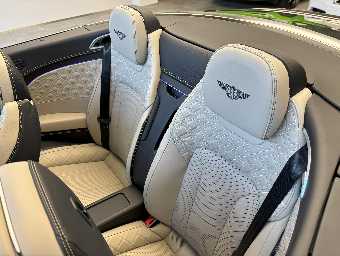 BENTLEY CONTINENTAL 2020 Image 29