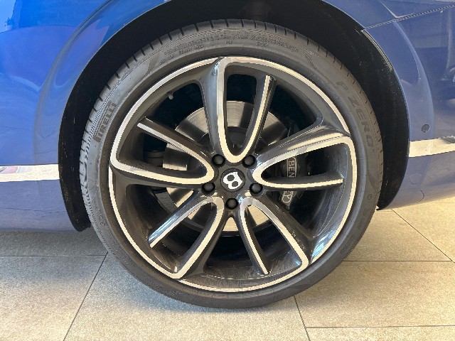 BENTLEY CONTINENTAL 2020 Image 24