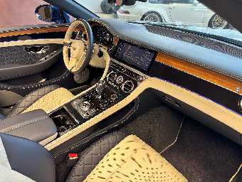 BENTLEY CONTINENTAL 2020 Image 40