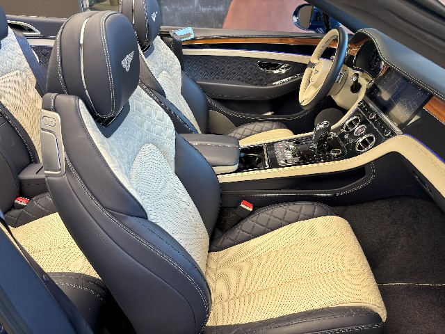 BENTLEY CONTINENTAL 2020 Image 47