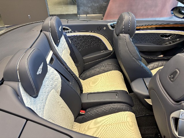 BENTLEY CONTINENTAL 2020 Image 50