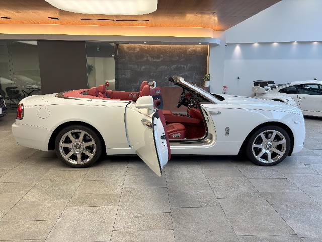 ROLLS ROYCE DAWN 2017 Image 26