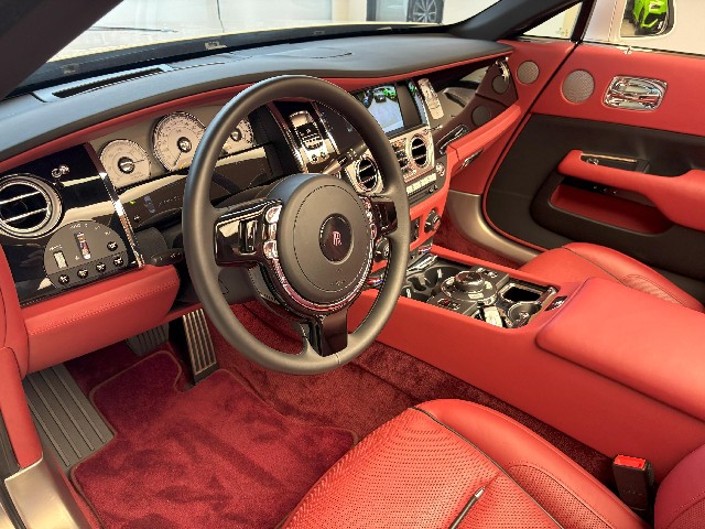 ROLLS ROYCE DAWN 2017 Image 37