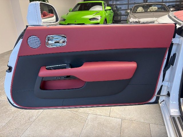 ROLLS ROYCE DAWN 2017 Image 46