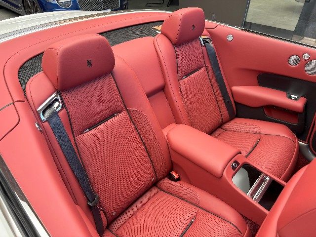 ROLLS ROYCE DAWN 2017 Image 48