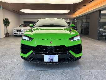LAMBORGHINI URUS 2024 Image 2