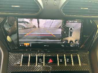 LAMBORGHINI URUS 2024 Image 36