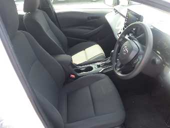 TOYOTA COROLLA TOURING 2019 Image 9