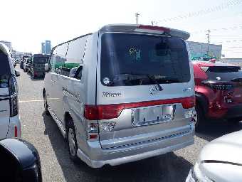 MAZDA BONGO FRIENDEE 2004 Image 3