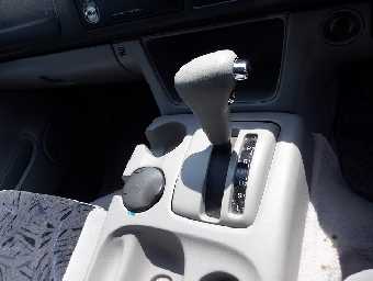 MAZDA BONGO FRIENDEE 2004 Image 7