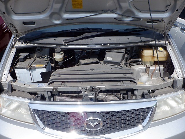 MAZDA BONGO FRIENDEE 2004 Image 38